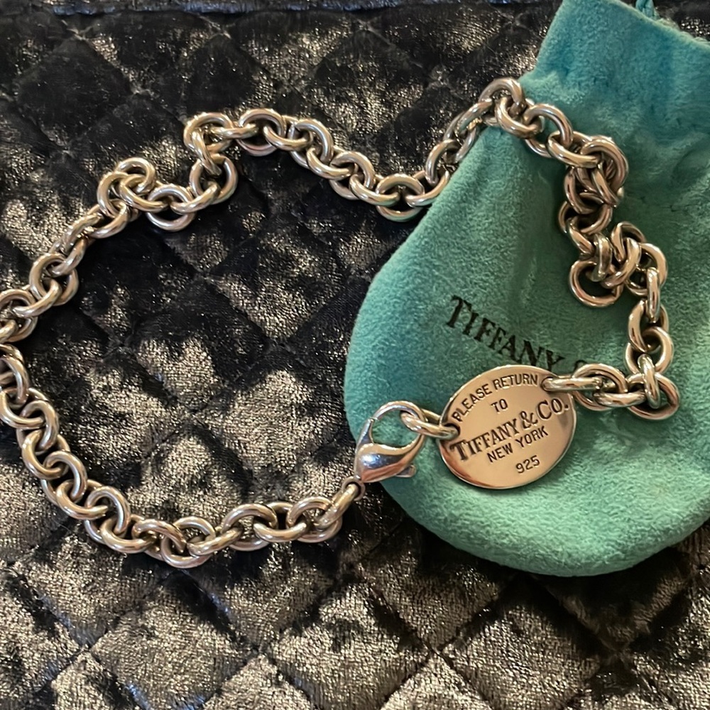 Tiffany &Co Label Necklace